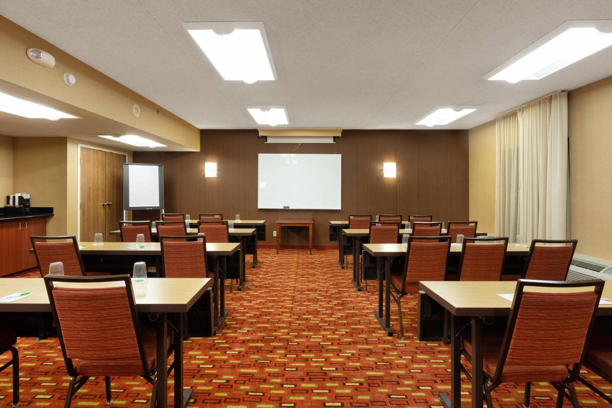 Courtyard By Marriott Dallas-Fort Worth/Bedford Exteriér fotografie
